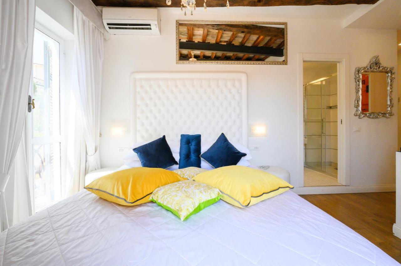 Domus Spagna Frattina Pensión 3*