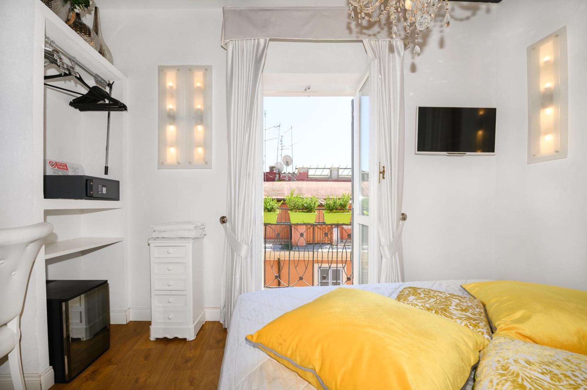 Pensión Domus Spagna Frattina 3*