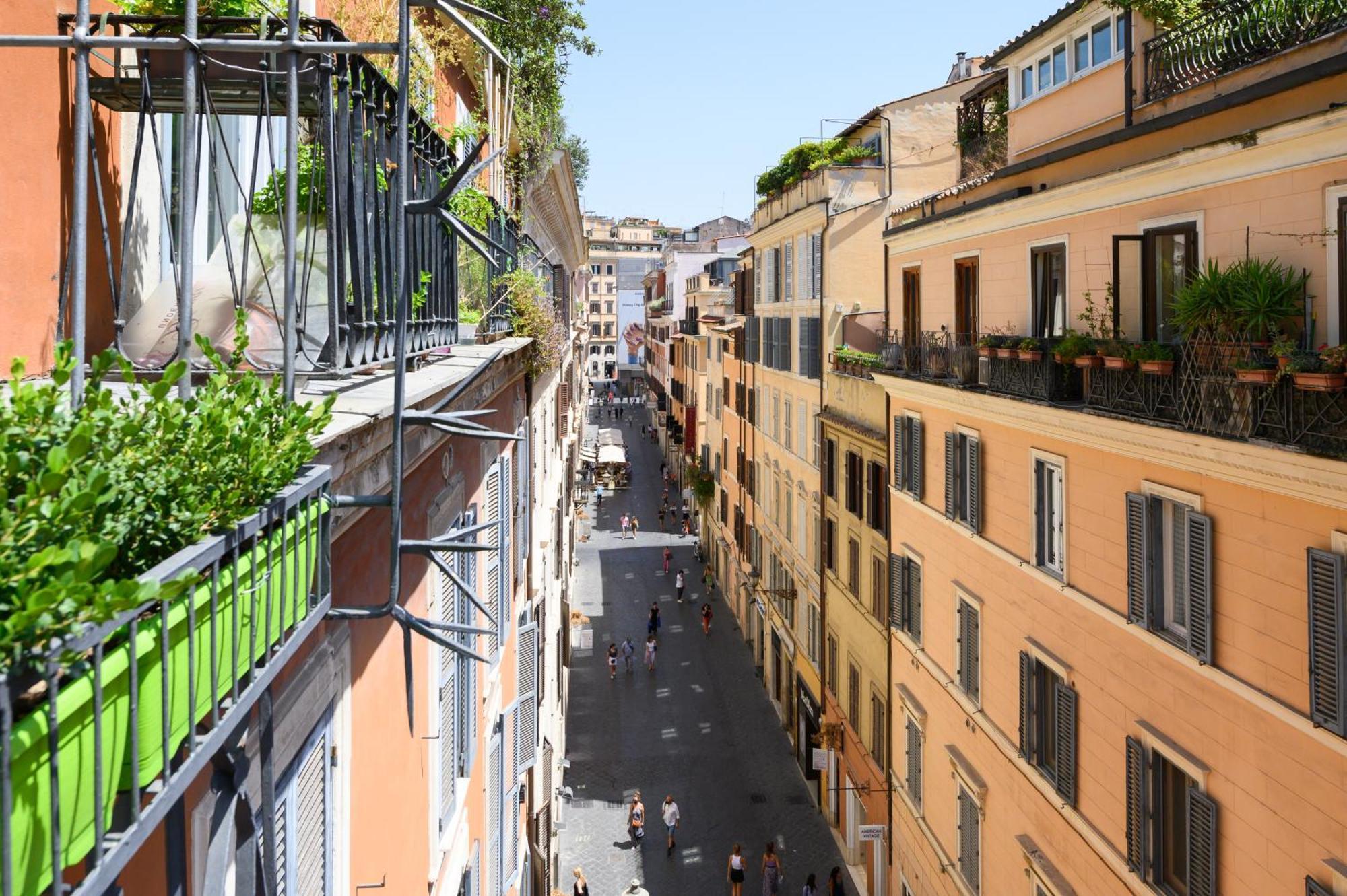 Pensión Domus Spagna Frattina 3*