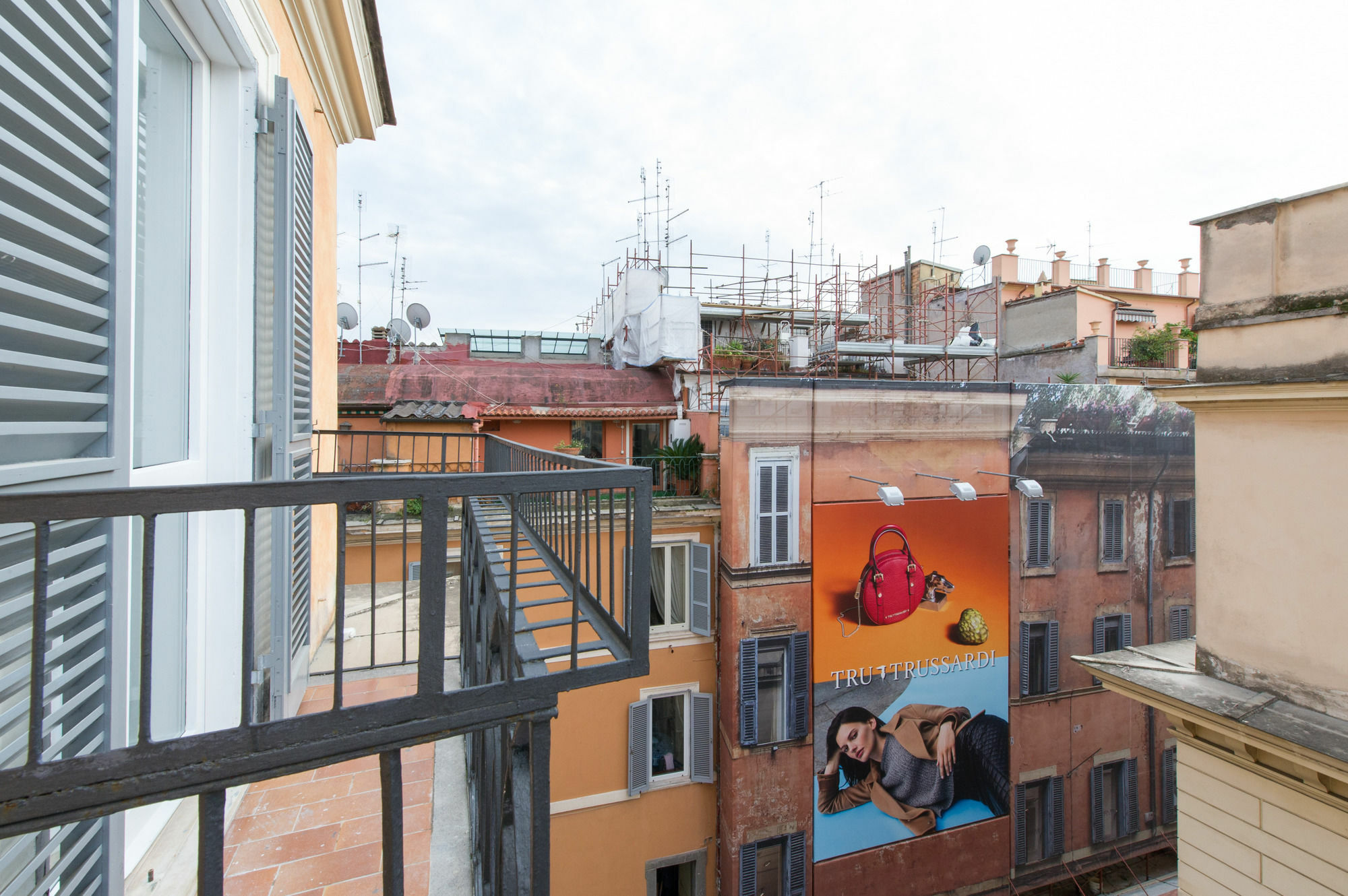 Domus Spagna Frattina Pensión Roma